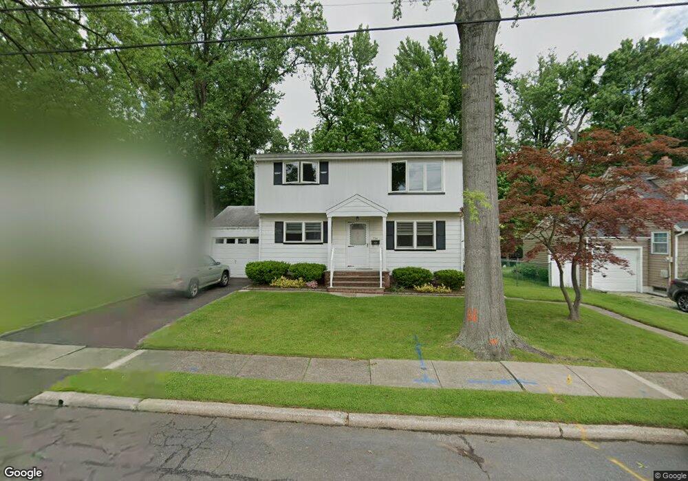 724 Pinewood Rd, Union, NJ 07083 - photo 1