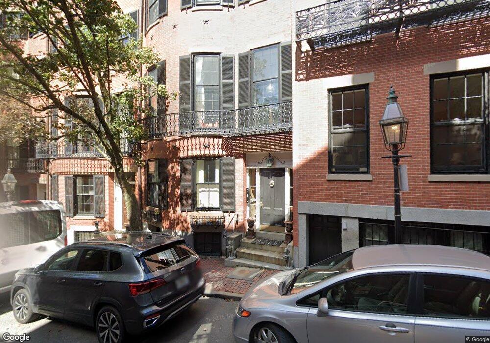 95 Pinckney St unit 59 pick unit 3, Boston, MA 02114 - photo 1