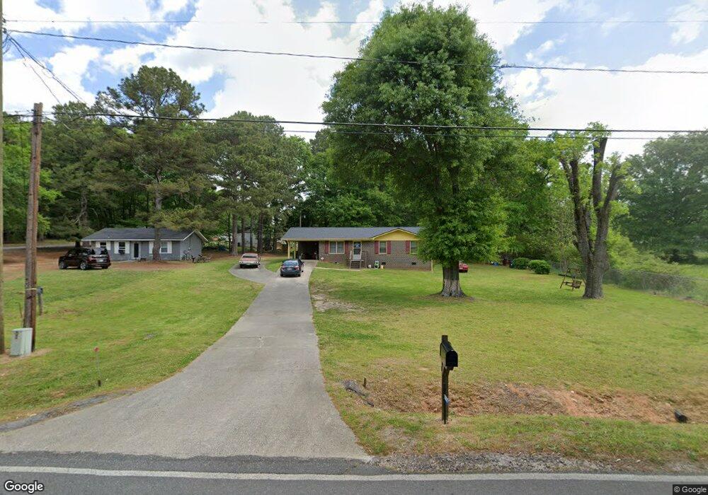 172 E Wright St, Winder, GA 30680 - photo 1