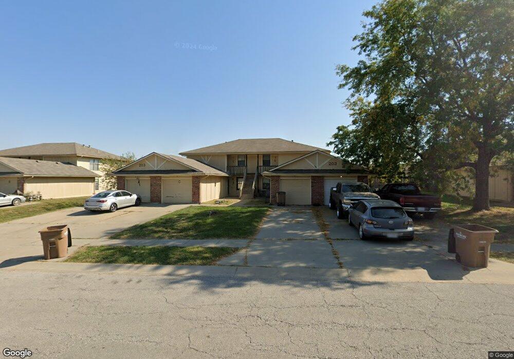 203 Sky Vue Dr, Raymore, MO 64083 - photo 1