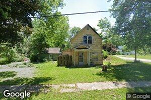 302 E 4th St, Pickering, MO 64476