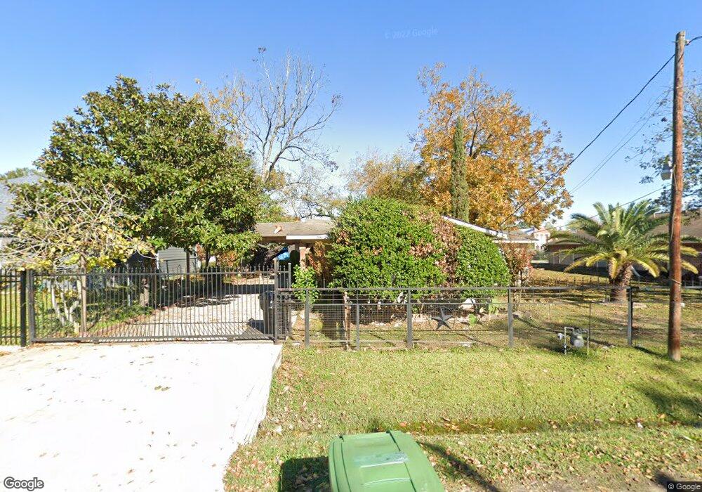 5713 Justin St, Houston, TX 77016 - photo 1