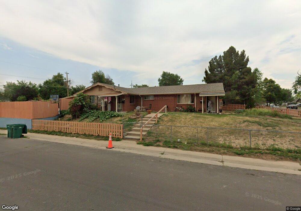 1190 Akron St, Aurora, CO 80010 - photo 1