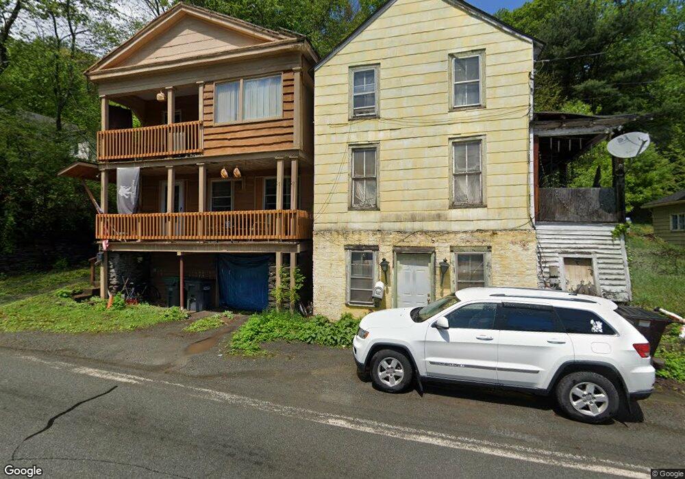 533 Hudson St, Hawley, PA 18428 - photo 1