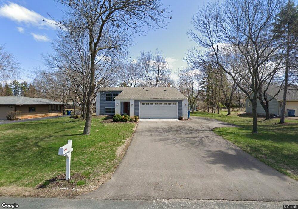 3635 3635 Laurel Dr, Deephaven, MN 55391 - photo 1