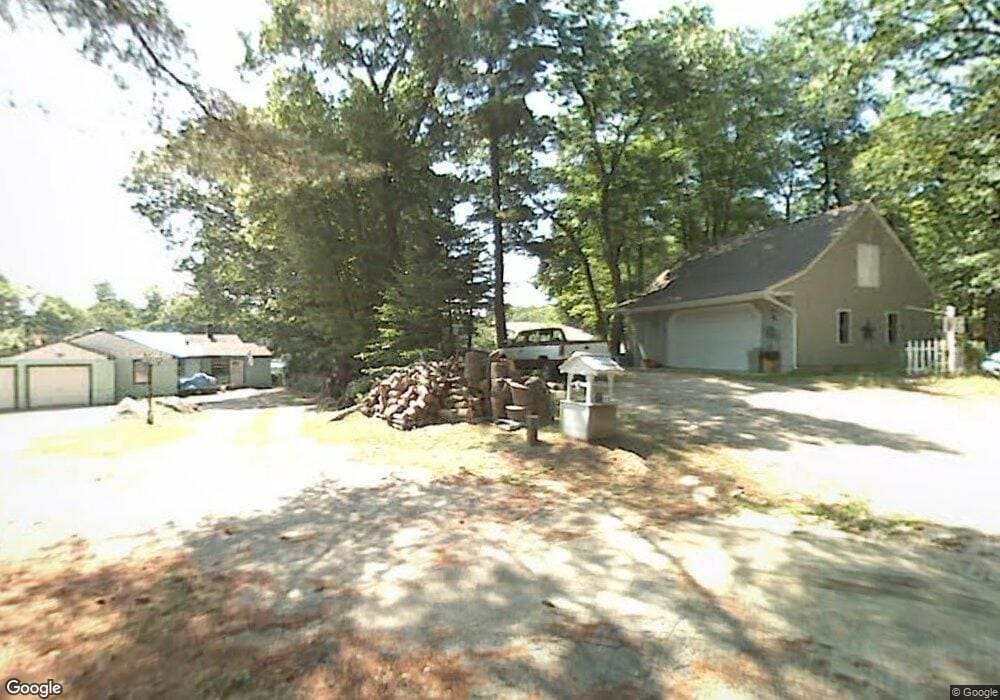 22 1/2 Tucker Ln, Sutton, MA 01590 - photo 1