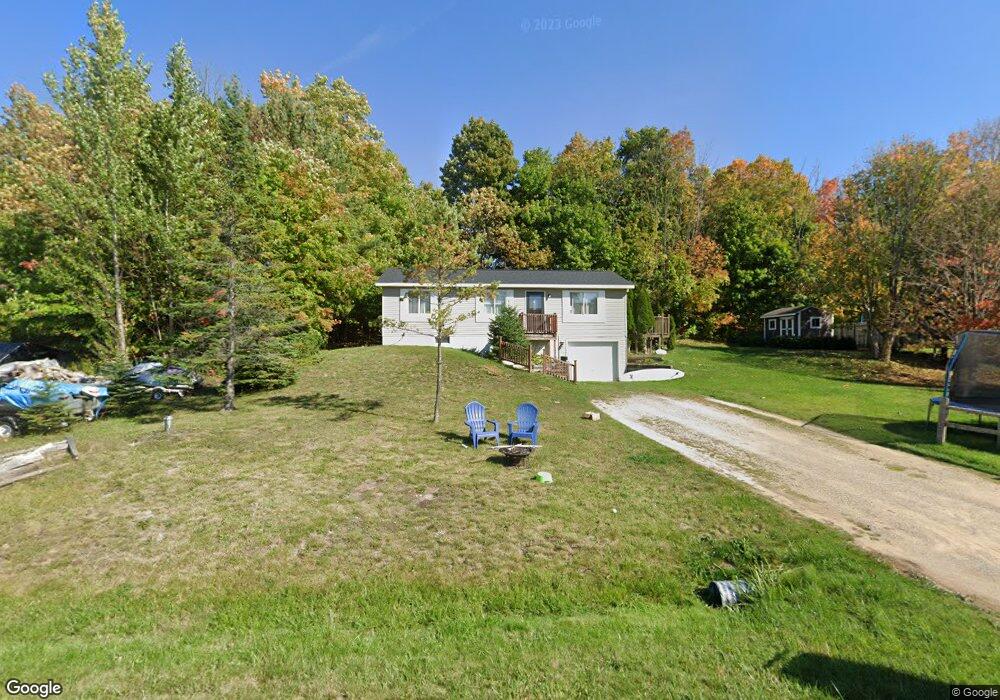 7960 Charlevoix View Dr, Charlevoix, MI 49720 - photo 1