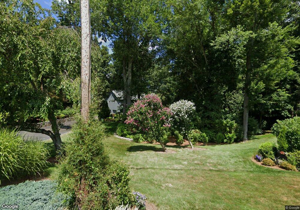 4 Rolling Ridge Rd, Wilton, CT 06897 - photo 1