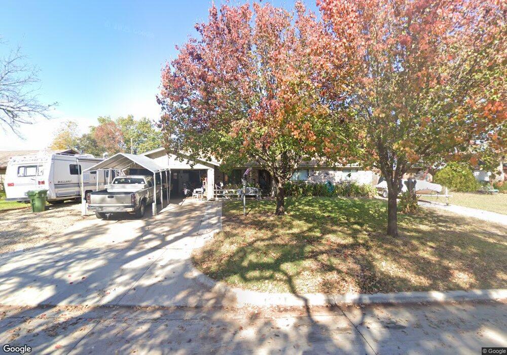 505 E Redbud Dr, Hurst, TX 76053 - photo 1