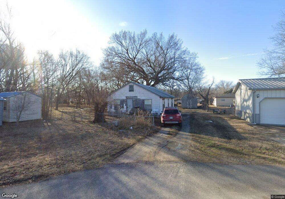 15 S 1st St, Sperry, OK 74073 - photo 1