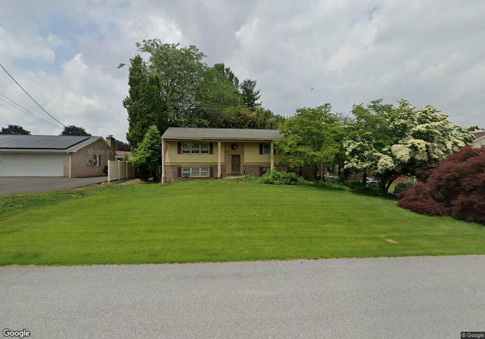 2925 Adams Dr, Chambersburg, PA 17201 - photo 1