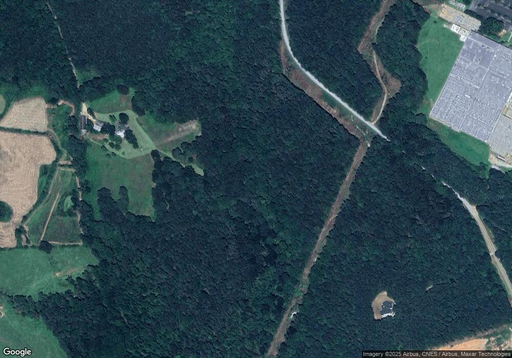 316 Weems Rd, Eastanollee, GA 30538 - photo 1