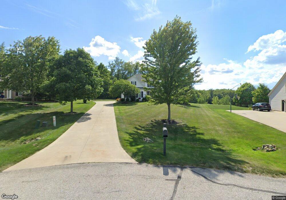 235 Sheldon Ct, Aurora, OH 44202 - photo 1