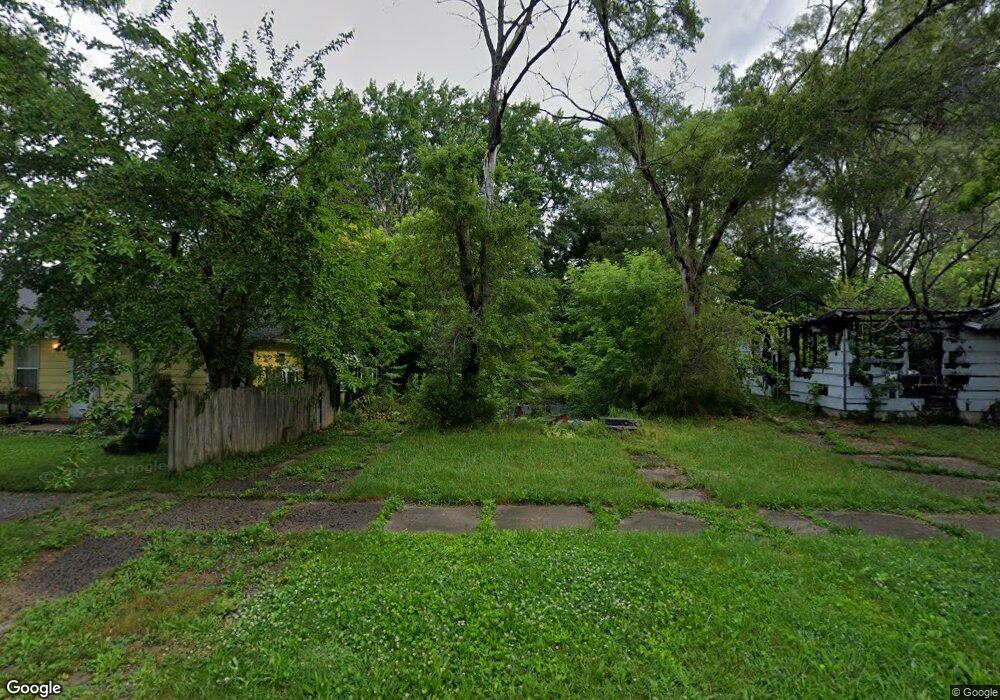 2001 Kentucky Ave, Flint, MI 48506 - photo 1