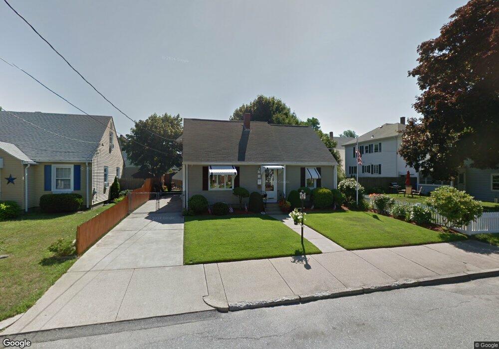 11 Farnum St, Pawtucket, RI 02861 - photo 1