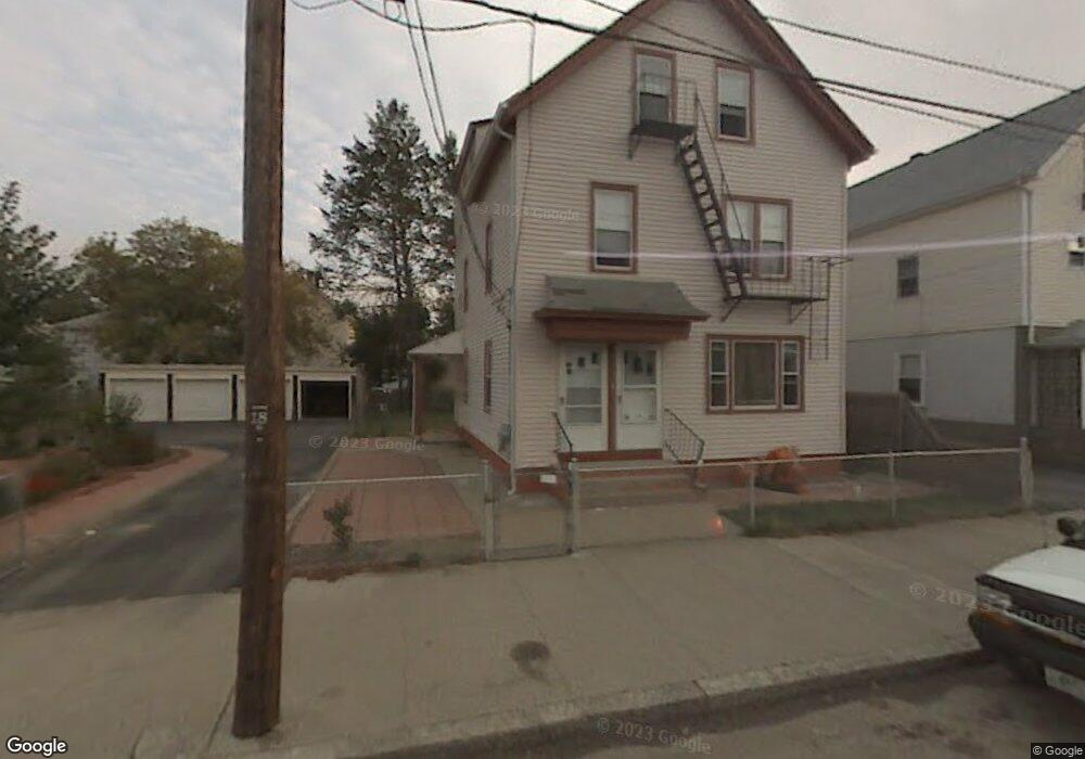 144 Sisson St, Pawtucket, RI 02860 - photo 1