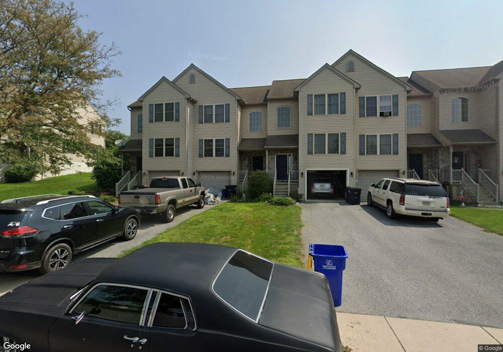 37 Chickadee Cir, Leola, PA 17540 - photo 1