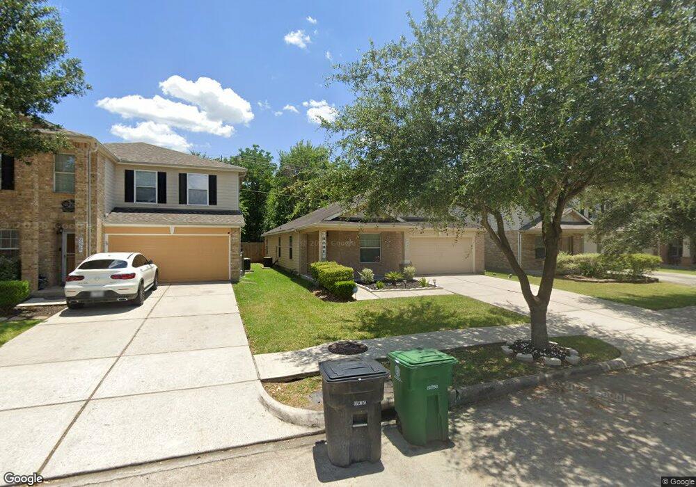 9222 Canaday Park Ln, Houston, TX 77075 - photo 1