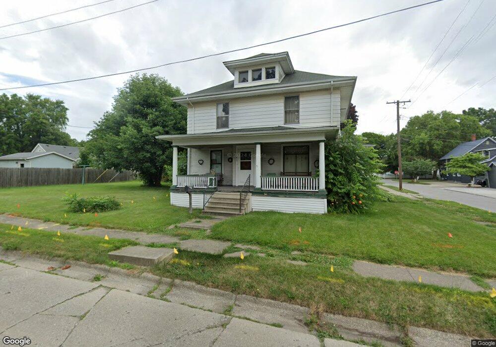 611 E Jefferson Ave, La Porte, IN 46350 - photo 1