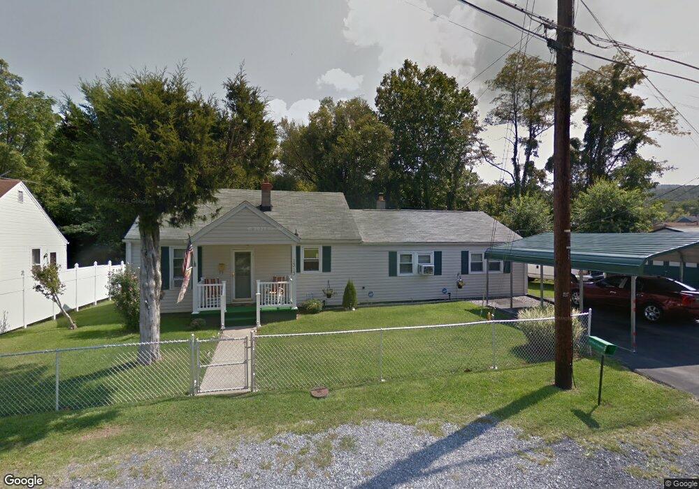 1313 10th St, Waynesboro, VA 22980 - photo 1
