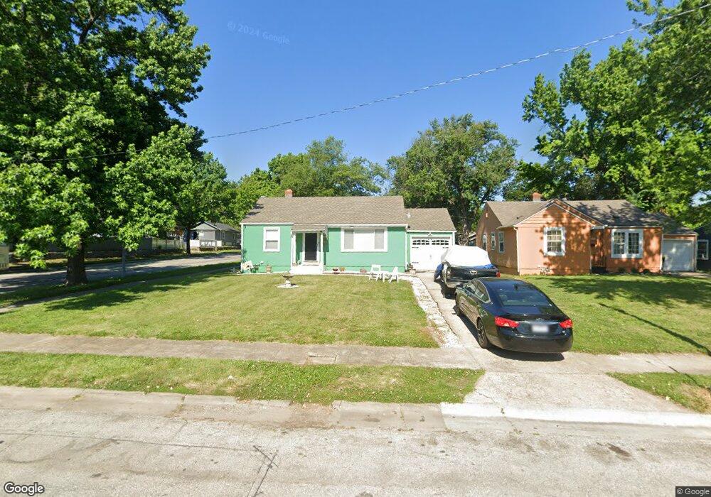 7060 Bales Ave, Kansas City, MO 64132 - photo 1