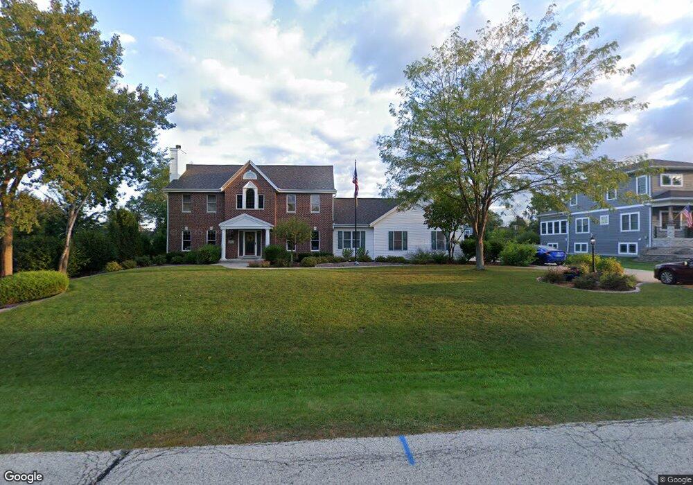 N75W16276 Colony Rd, Menomonee Falls, WI 53051 - photo 1