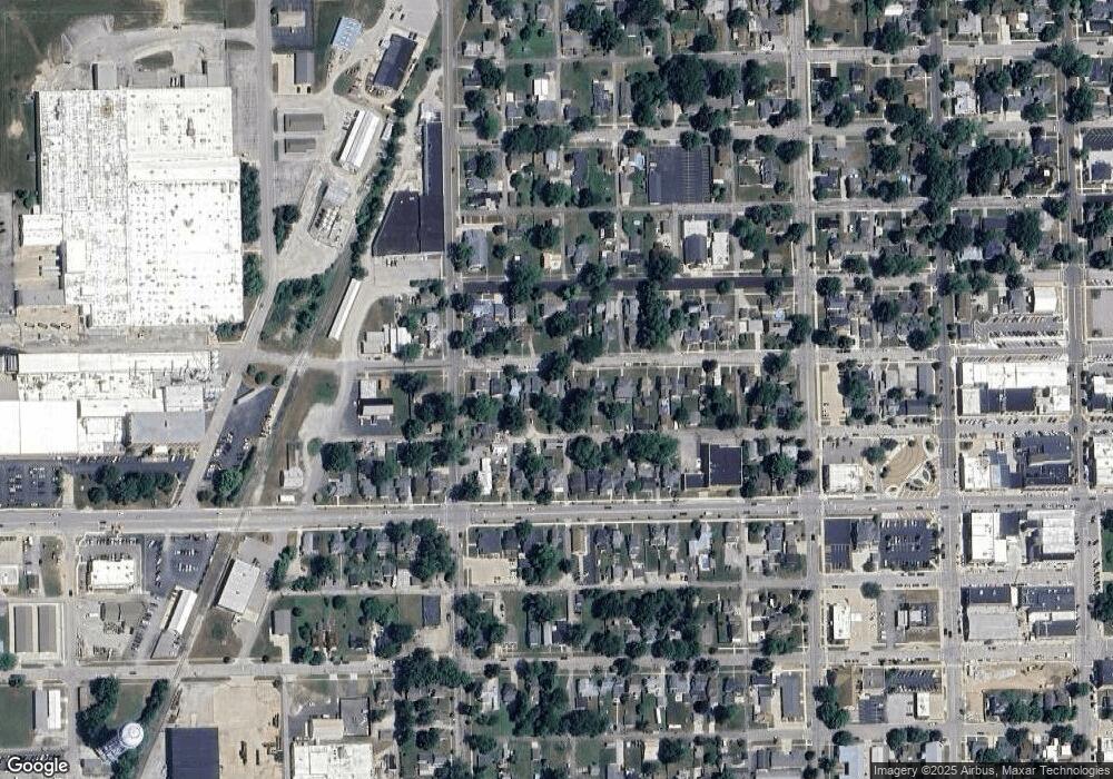 347 W 5th St, Auburn, IN 46706 - photo 1