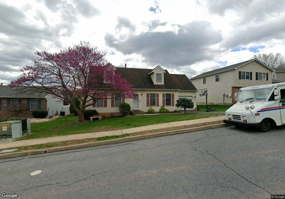 1330 Fredrick Blvd, Reading, PA 19605 - photo 1