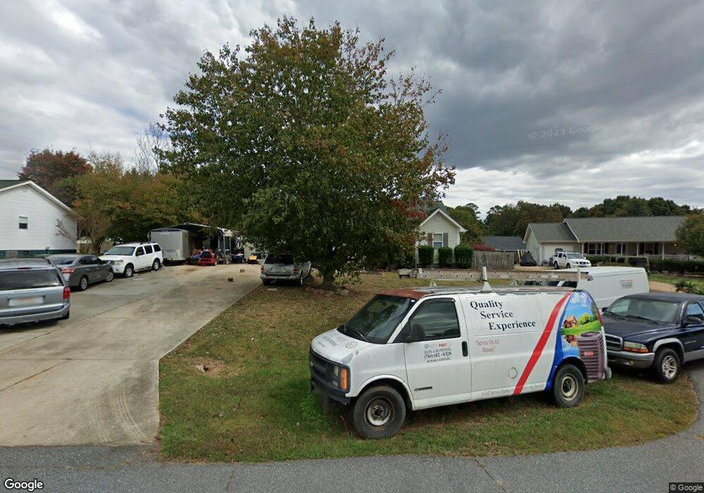 131 Hyde Ln, Statesville, NC 28625 - photo 1