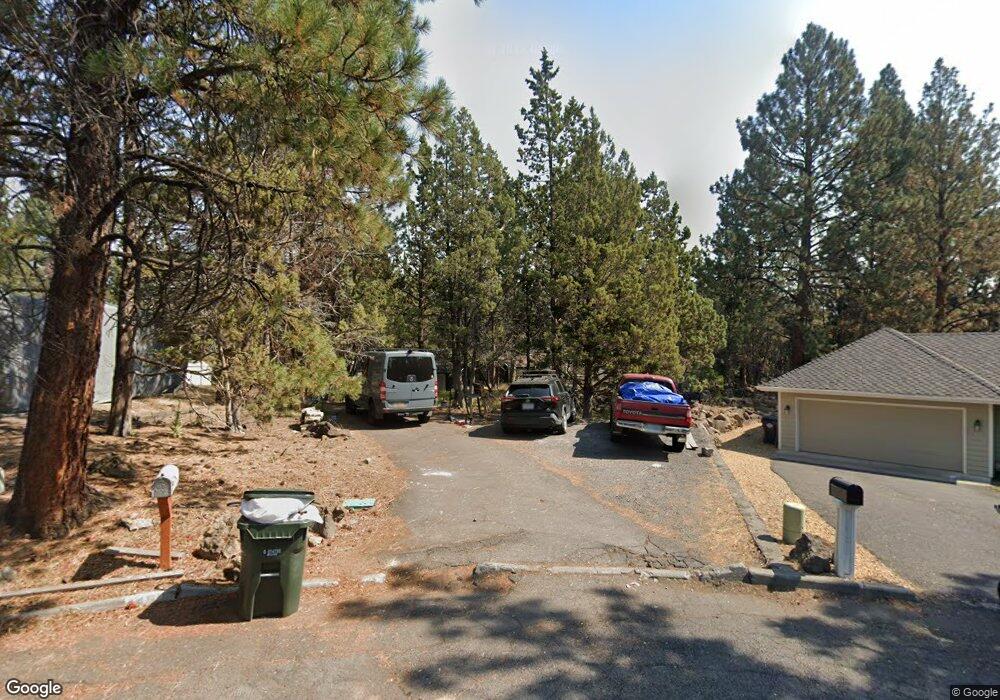 1452 NE Seward Ave, Bend, OR 97701 - photo 1