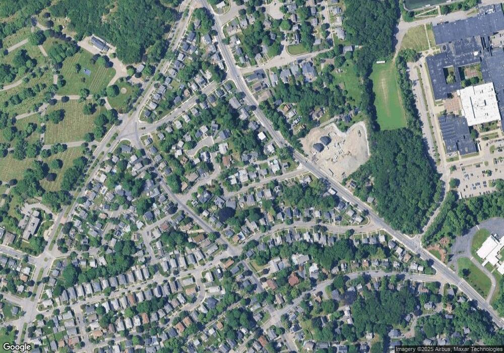 7 Lorraine Rd, Medford, MA 02155 - photo 1