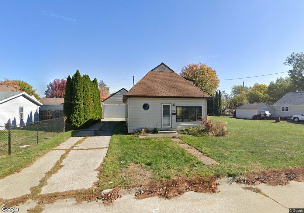 318 E 16th St N, Newton, IA 50208 - photo 1