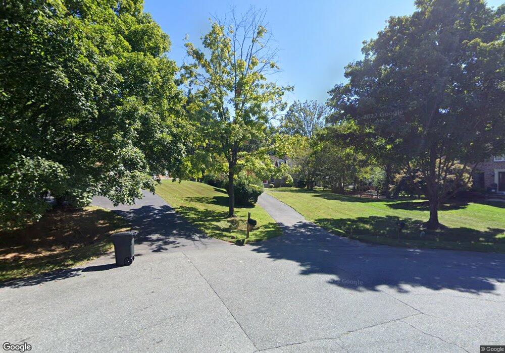 12601 Blue Mountain Ct, North Potomac, MD 20878 - photo 1