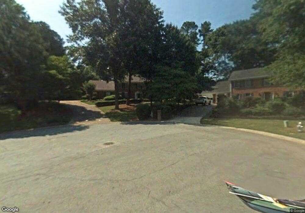 1749 W Point Cir, Marietta, GA 30068 - photo 1