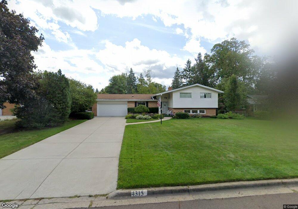 4315 Appletree Ln, Lansing, MI 48917 - photo 1