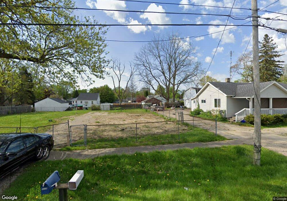 1037 W Scottwood Ave, Flint, MI 48507 - photo 1