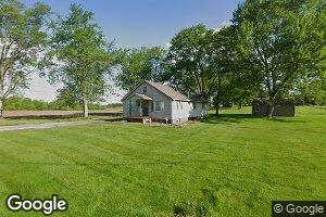 26850 N Shore Dr, Beloit, OH 44609