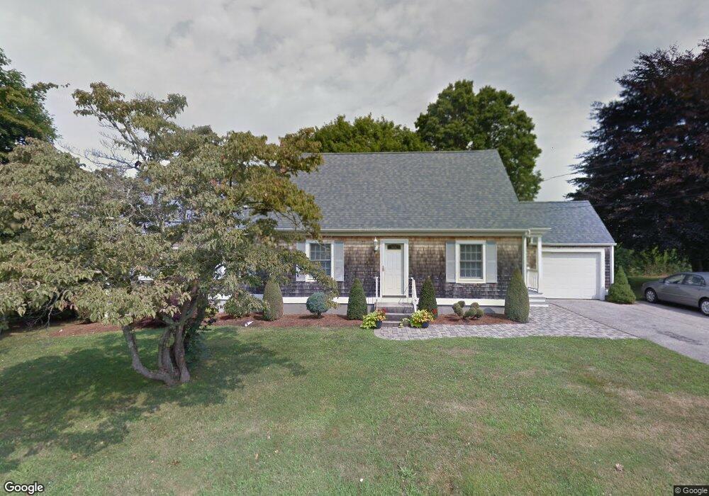 4 Winthrop Dr, Middletown, RI 02842 - photo 1