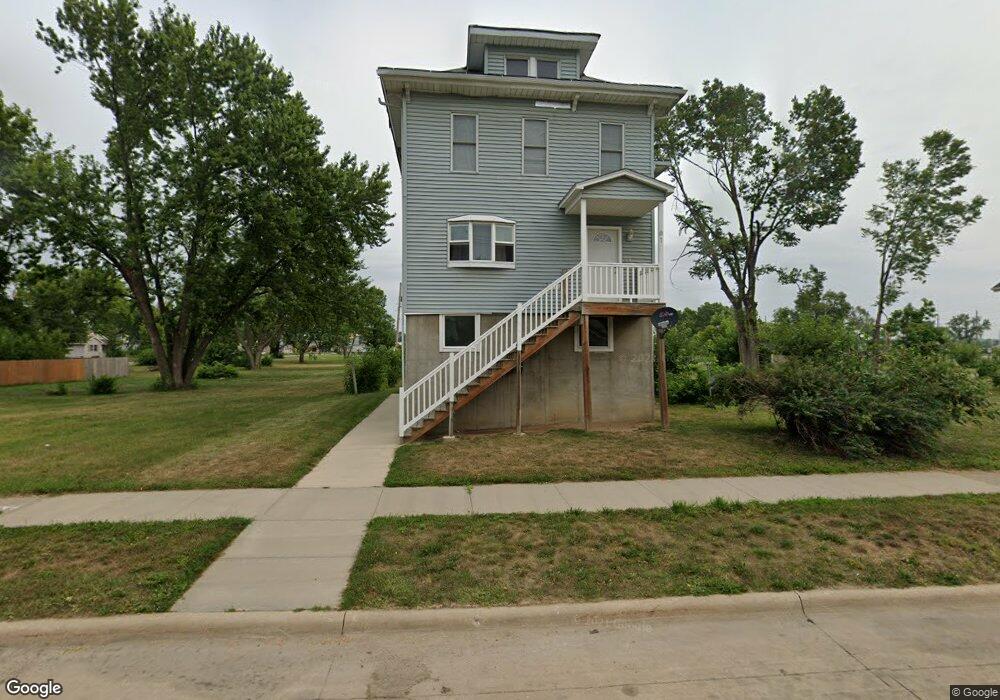 610 I Ave NW, Cedar Rapids, IA 52405 - photo 1