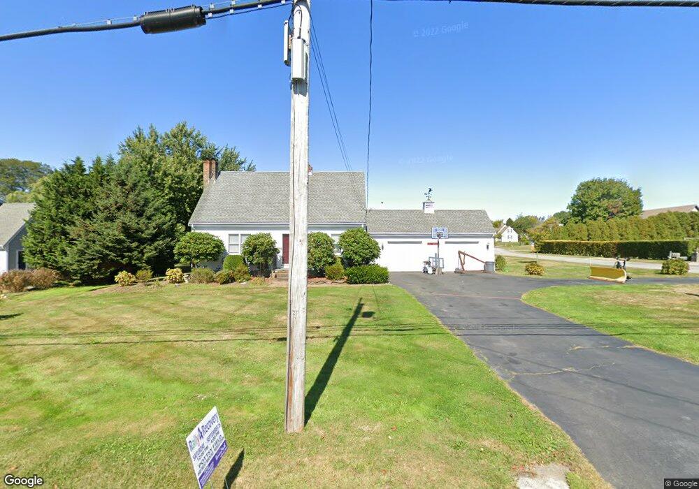 1018 Green End Ave, Middletown, RI 02842 - photo 1