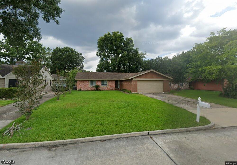 16718 Townes Rd, Friendswood, TX 77546 - photo 1