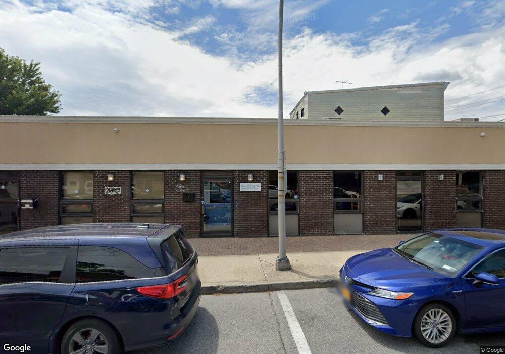 27 Frost Ln unit B, Lawrence, NY 11559 - photo 1