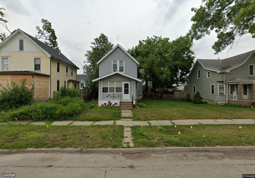 707 7th St SW, Cedar Rapids, IA 52404 - photo 1