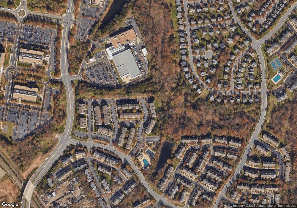 21826 Elkins Terrace unit 41, Sterling, VA 20166 - photo 1