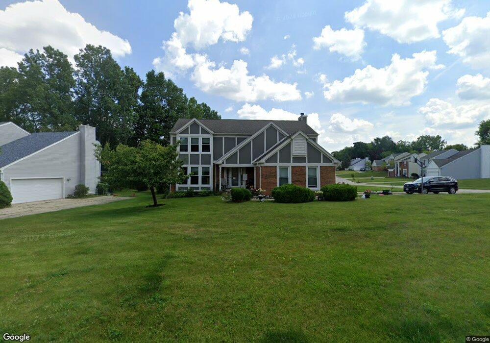 1775 Dawncrest Dr, West Bloomfield, MI 48324 - photo 1