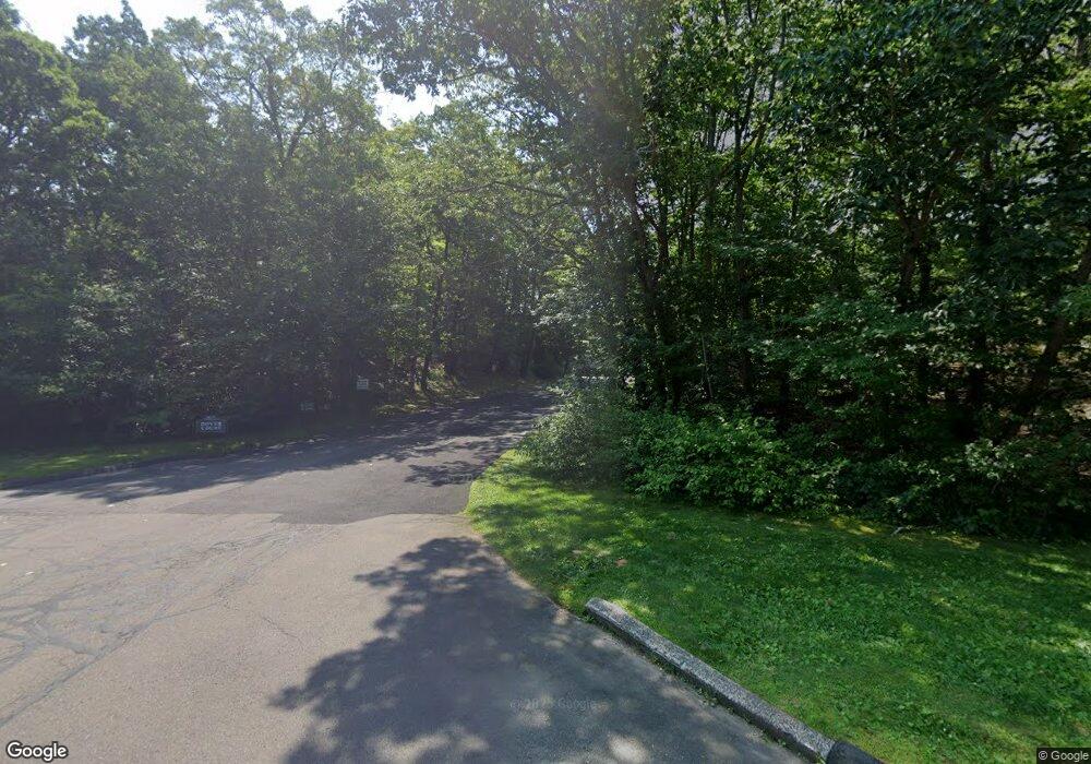 71 Briarwood Ln unit 71d, Branford, CT 06405 - photo 1