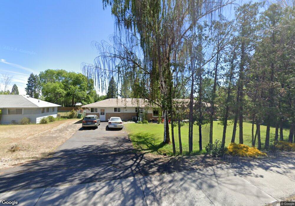 5210 Shasta Way, Klamath Falls, OR 97603 - photo 1