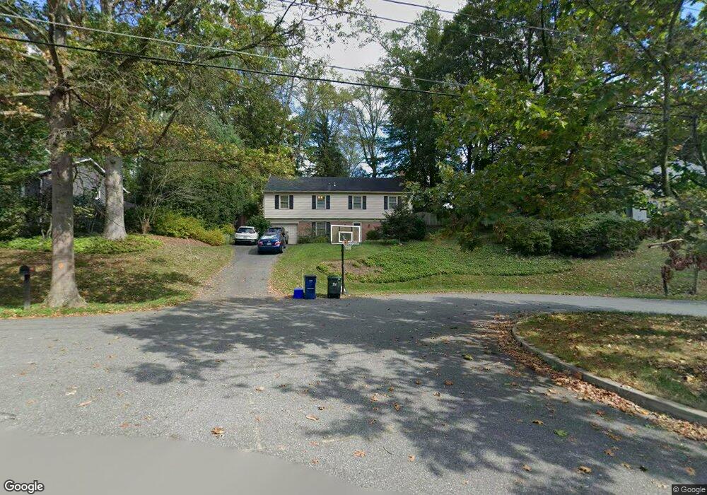 7812 English Way, Bethesda, MD 20817 - photo 1