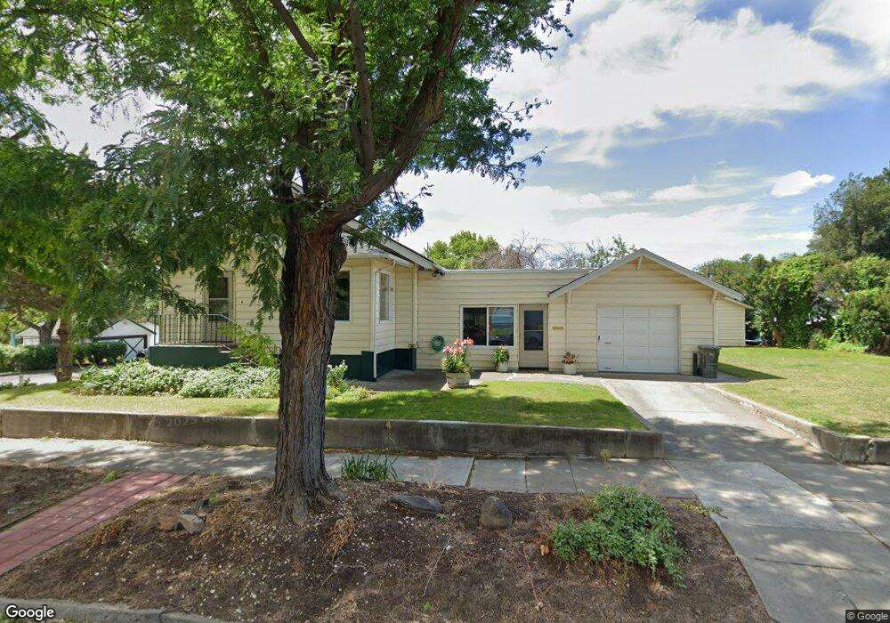 401 NW 11th St, Pendleton, OR 97801 - photo 1