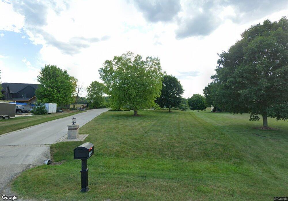 N51W26895 Carlene Dr, Pewaukee, WI 53072 - photo 1